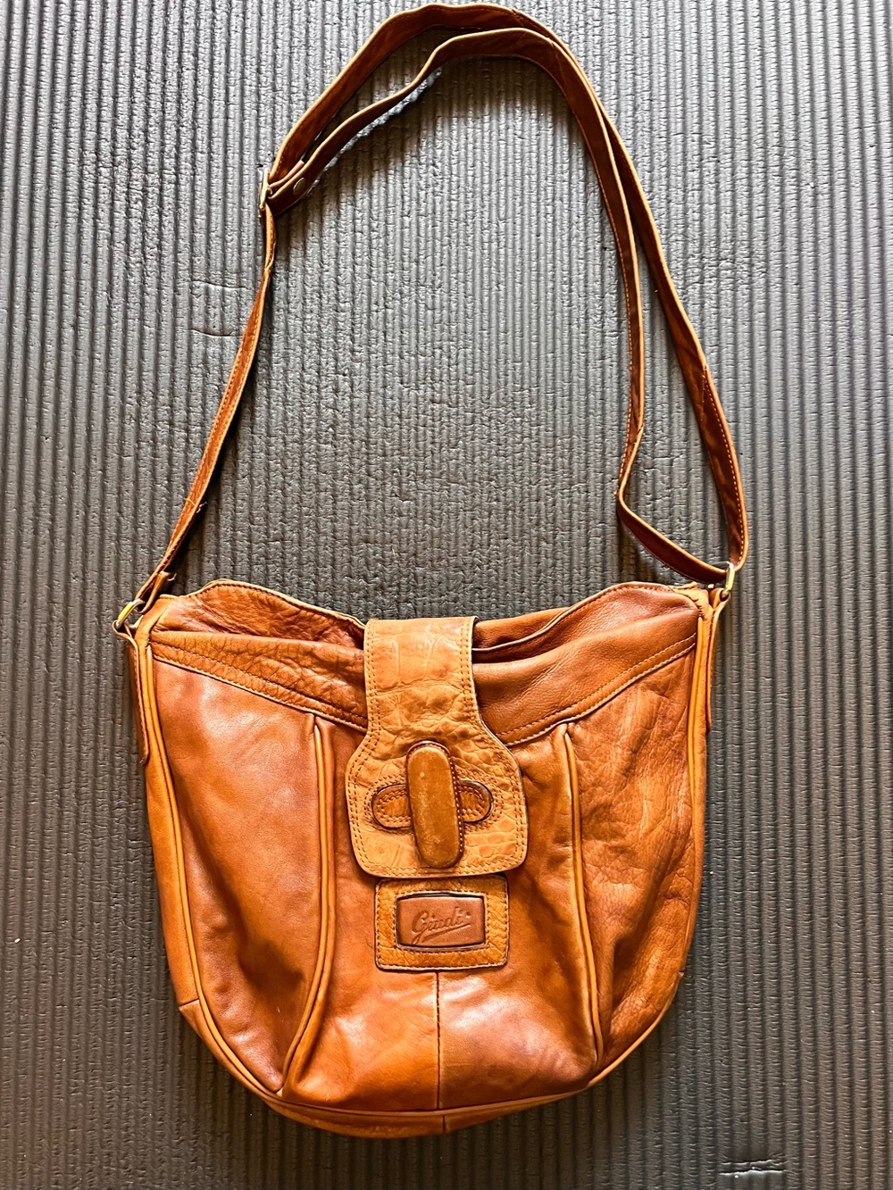 Leather Shoulder Bag in Warm Brown